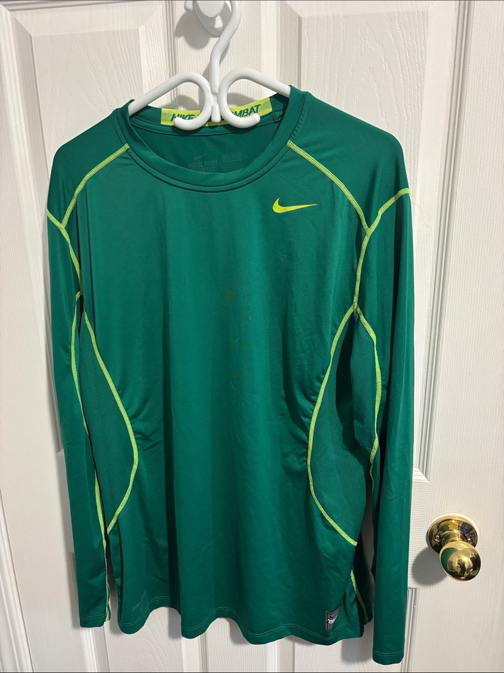 Nike Men’s Emerald Green Long-Sleeve Rash Guard with Lime Accents